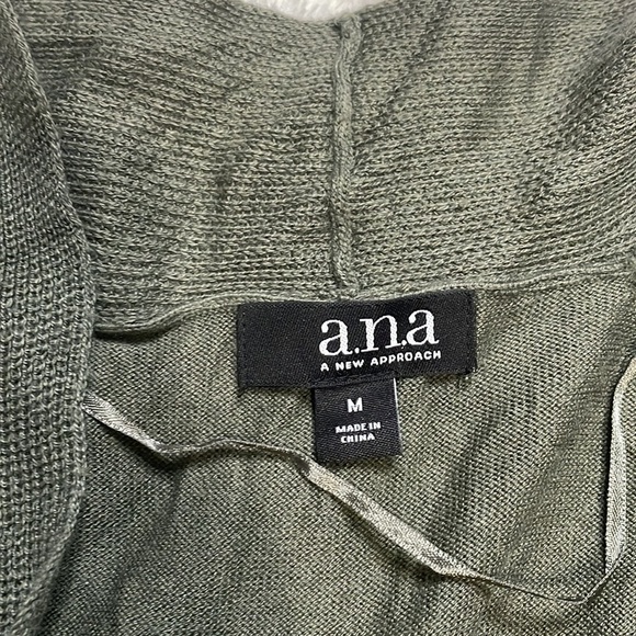 Green a.n.a cardigan‎ - Picture 2 of 6
